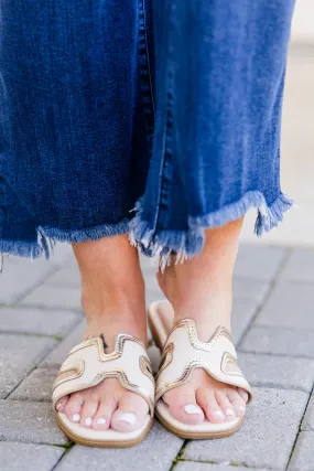 Hamptons Vibe Sandals, Gold