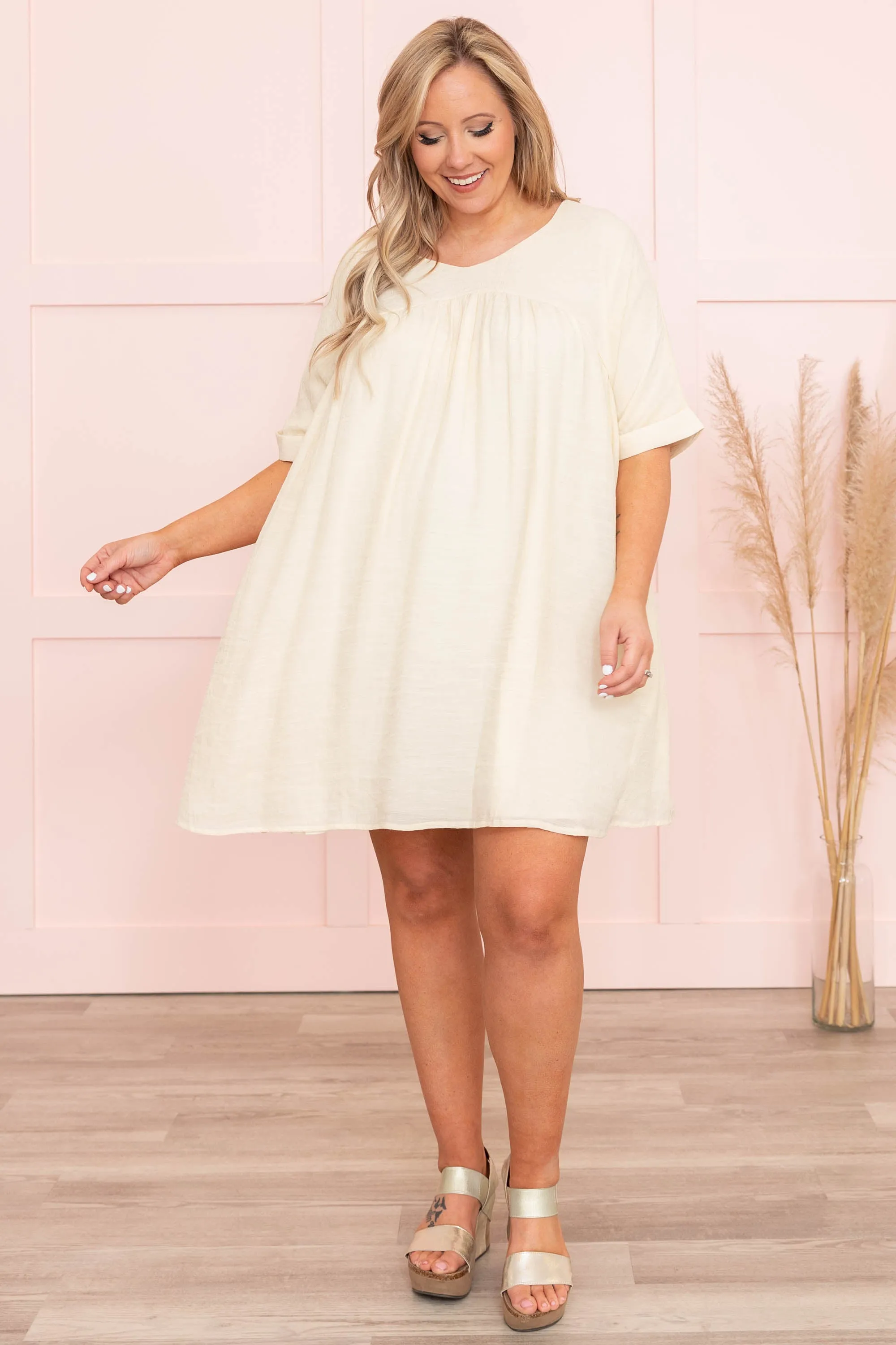 Model Look Dress, Light Cream