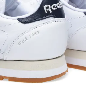 Reebok Classic LeatherWhite, Navy & Gum