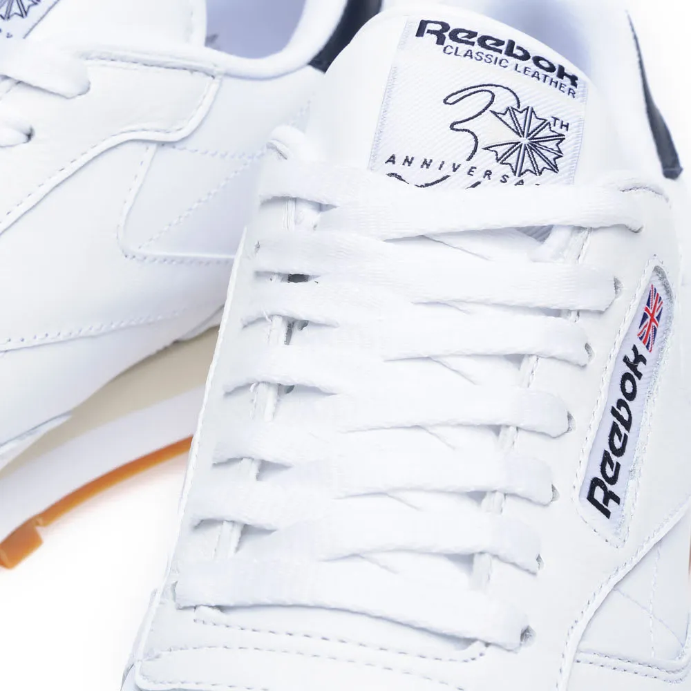 Reebok Classic LeatherWhite, Navy & Gum