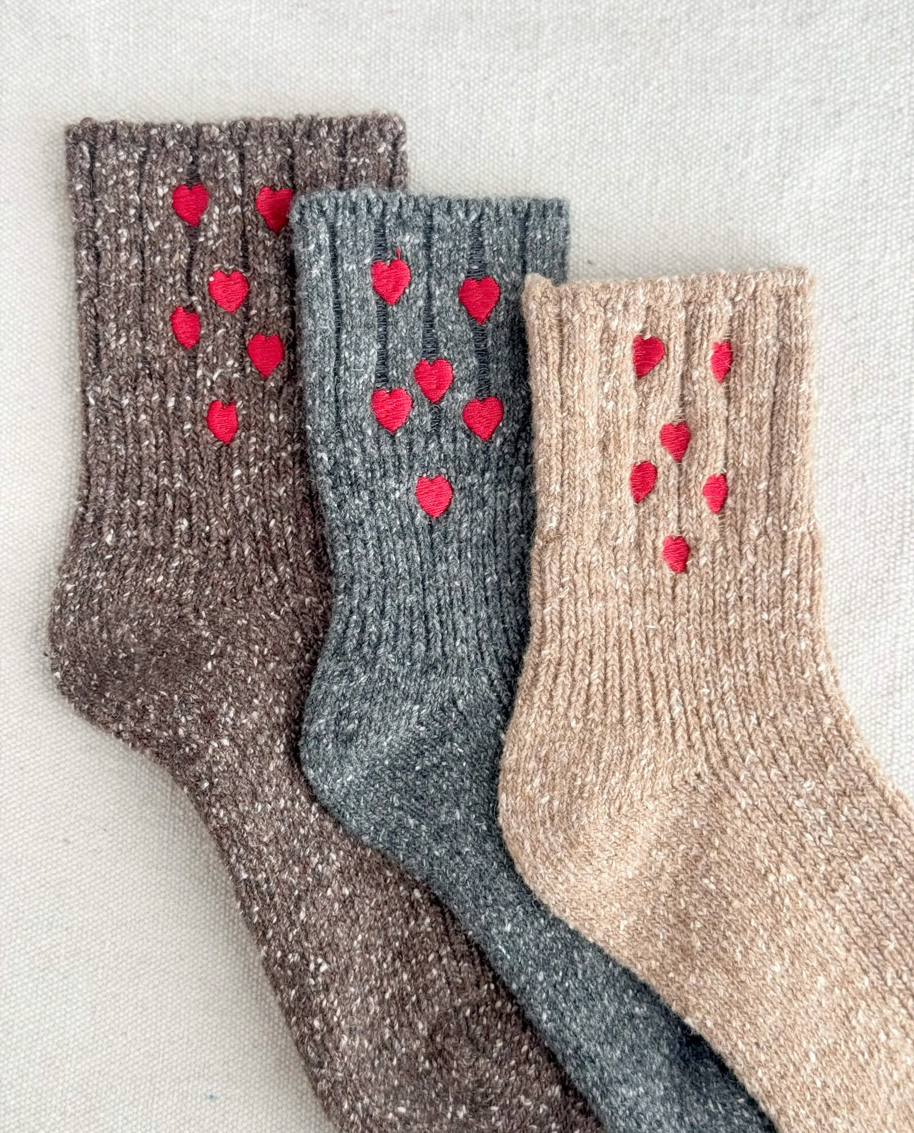 The Melange Rib Sock. -- Camel with Red Hearts