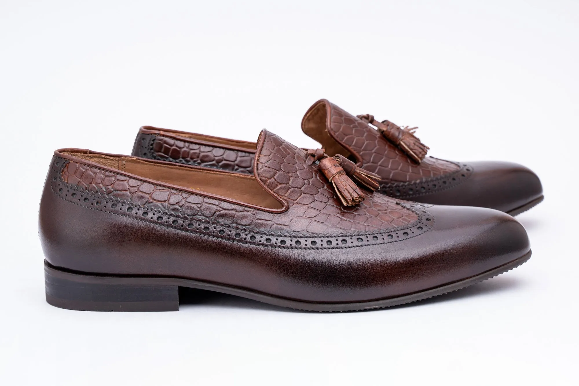 Twin Texture Wing Cap tassel Loafer